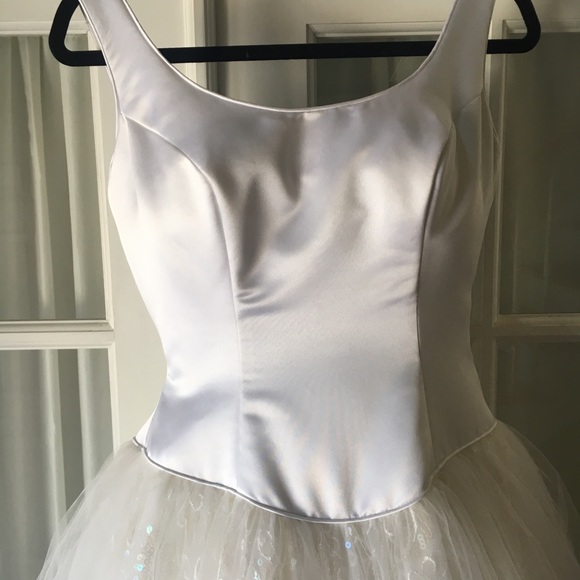 Vintage Wedding Dress - Picture 4 of 7